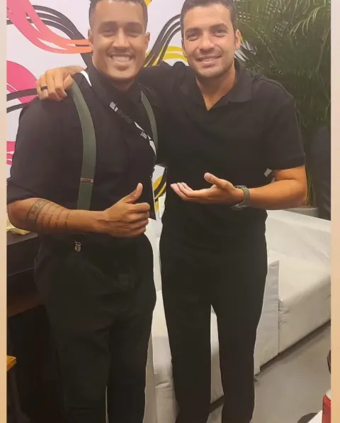 Peter Barman com Gustavo Lins